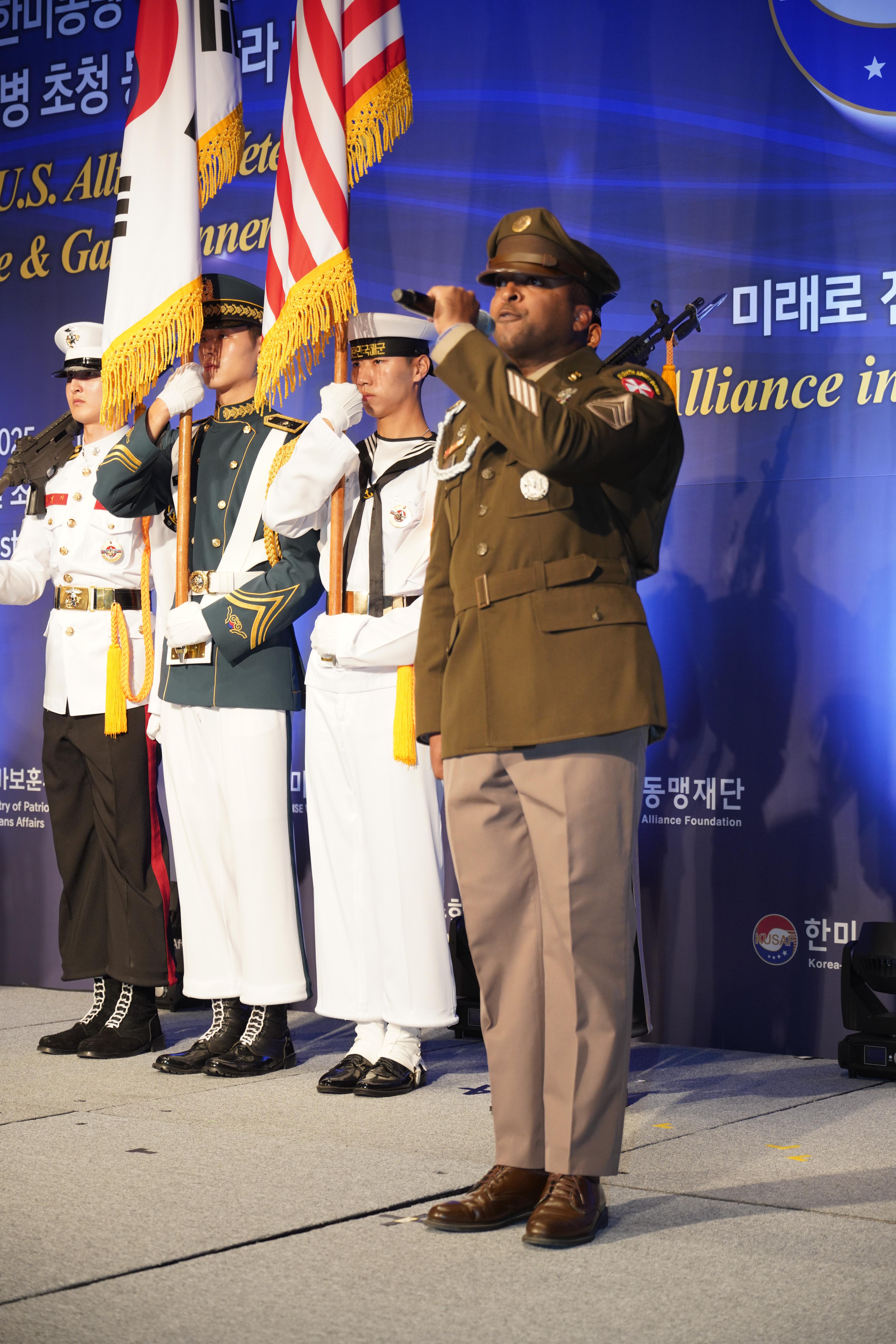 엘리엇.JPG