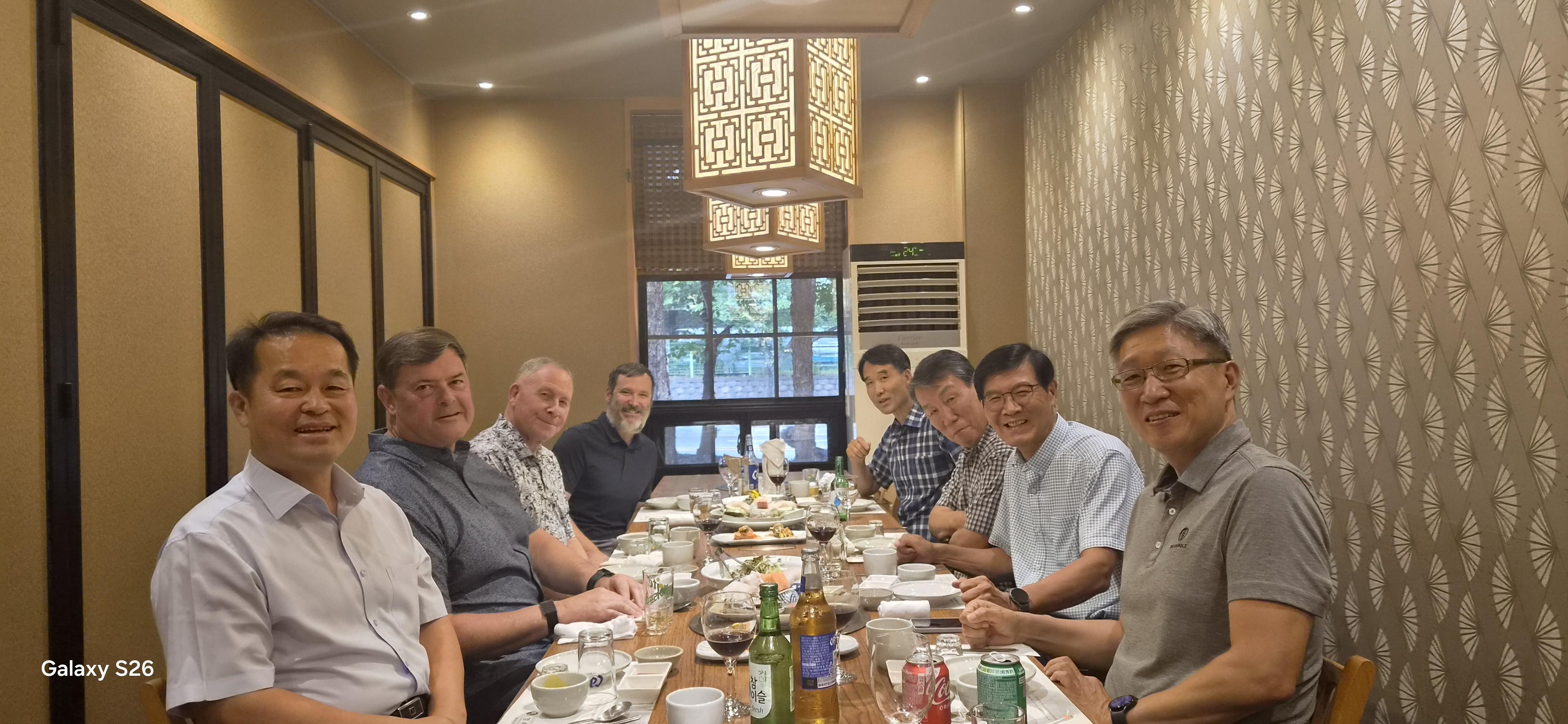 7면 빌스벌러슨 간담회 (1).jpg